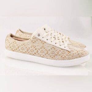 Brand new Cole Haan Women's Grand Crosscourt Sneaker woven pattern in cream tan